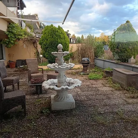 Rheinblickhouse 1 * Beuggen